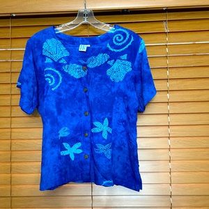 Bodacious Resortwear Hawaiian blouse Sz XS Blue Shells Rayon Short Sleeve